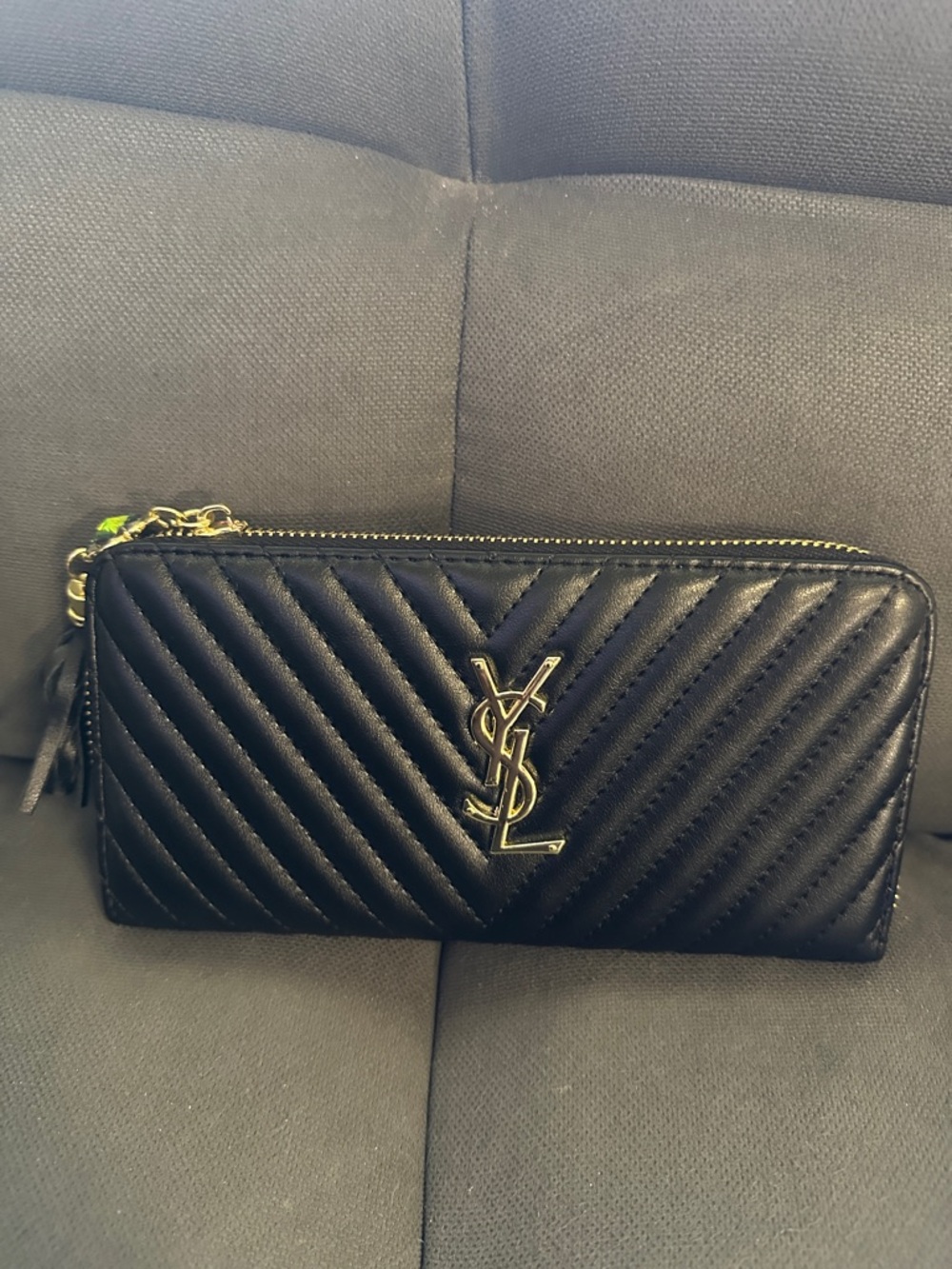 Saint Laurent Black Chevron Quilted Zip-Around Wallet with Gold YSL Emblem - Picture 5 of 9